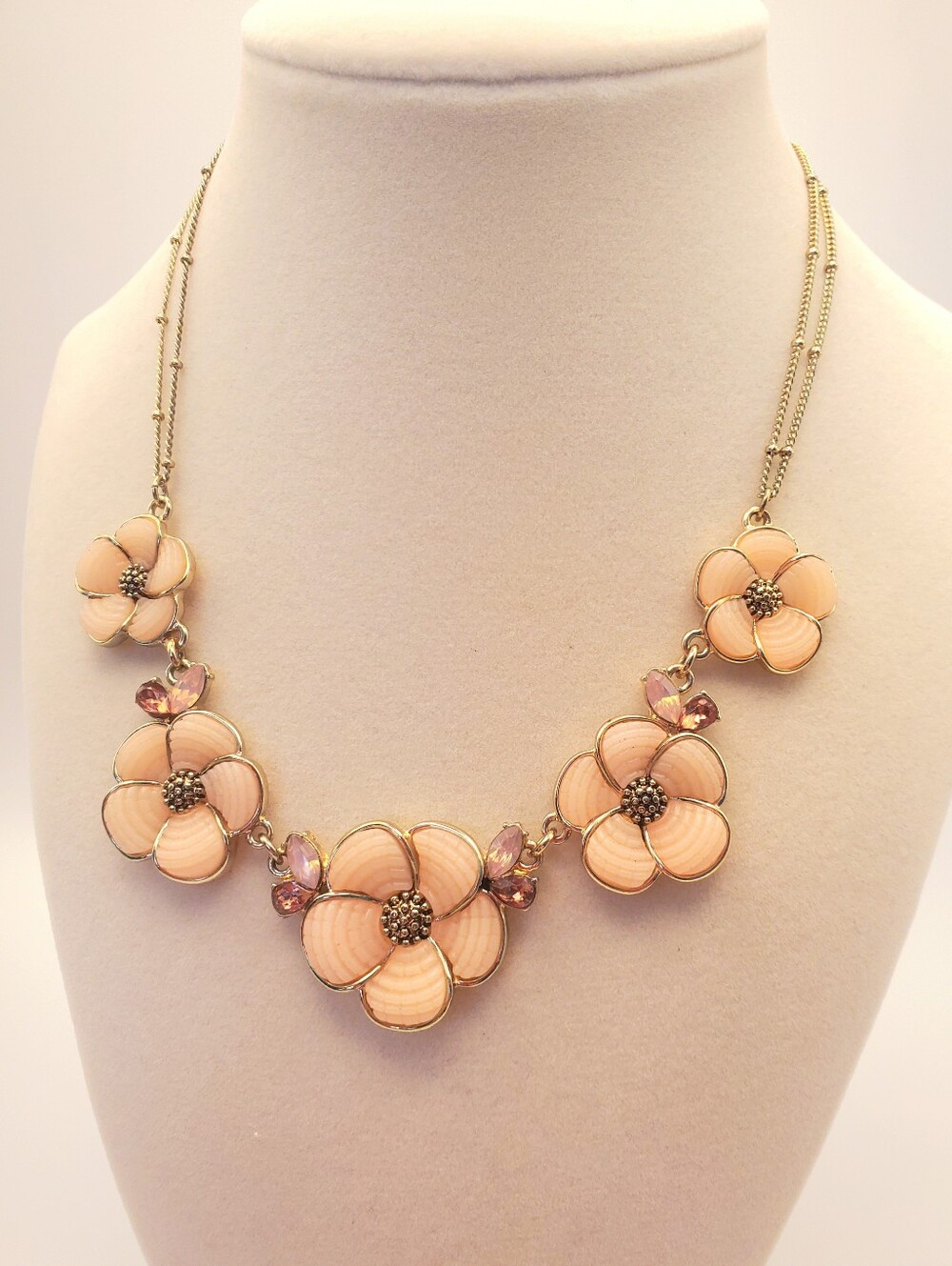 Beautiful, Vintage Napier Soft Pink Floral & Gemstone Gold Statement Necklace